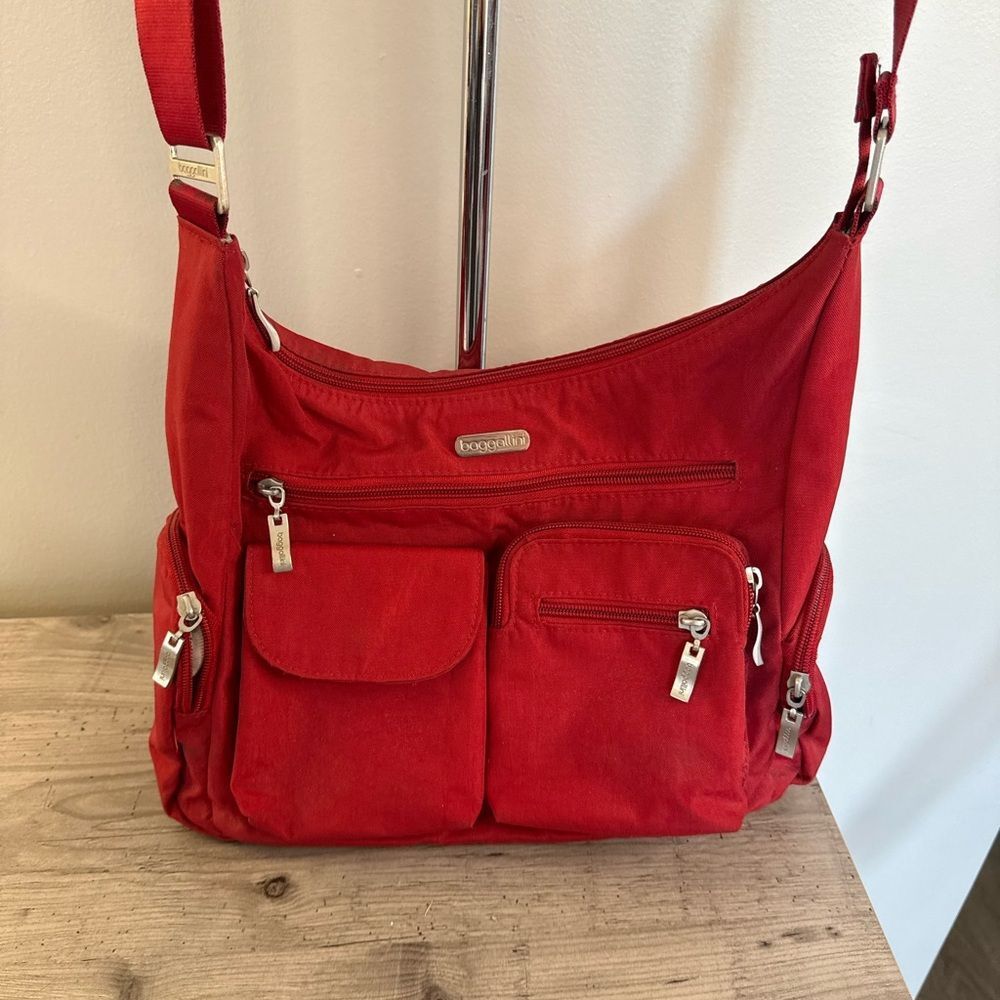 Baggallini Multi-Pocket Crossbody Bag